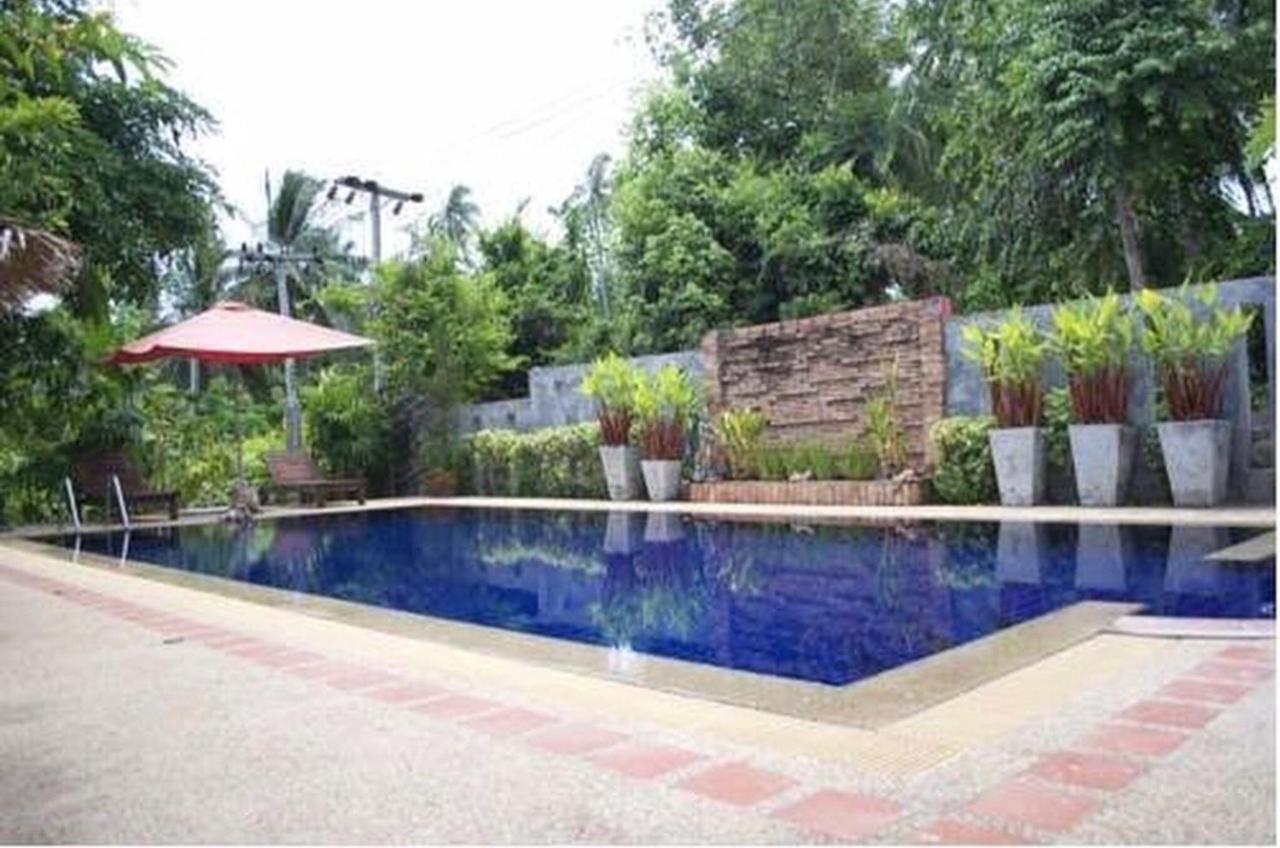 Ananas Samui Hostel Praia de Laem Set Exterior foto