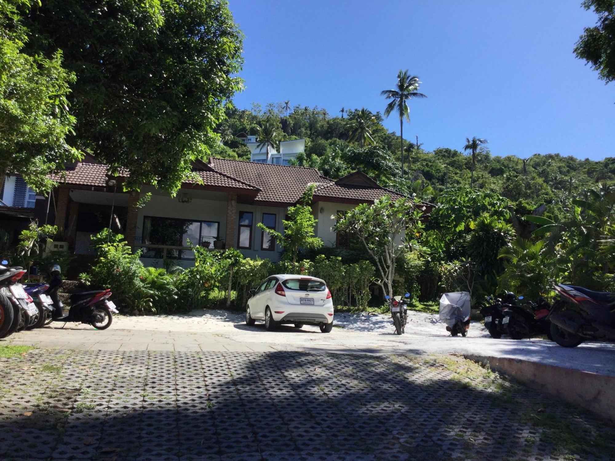 Ananas Samui Hostel Praia de Laem Set Exterior foto